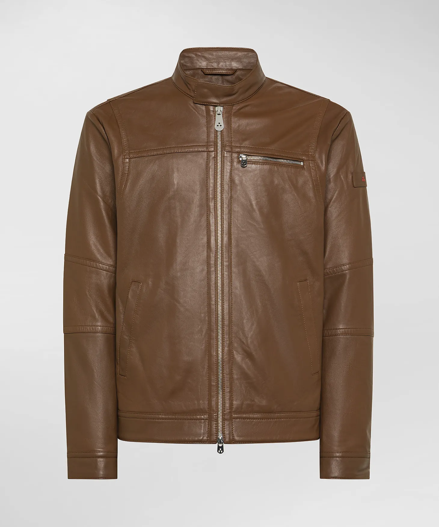 Biker in pelle con taschino al petto
