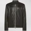 Biker in pelle con taschino al petto
