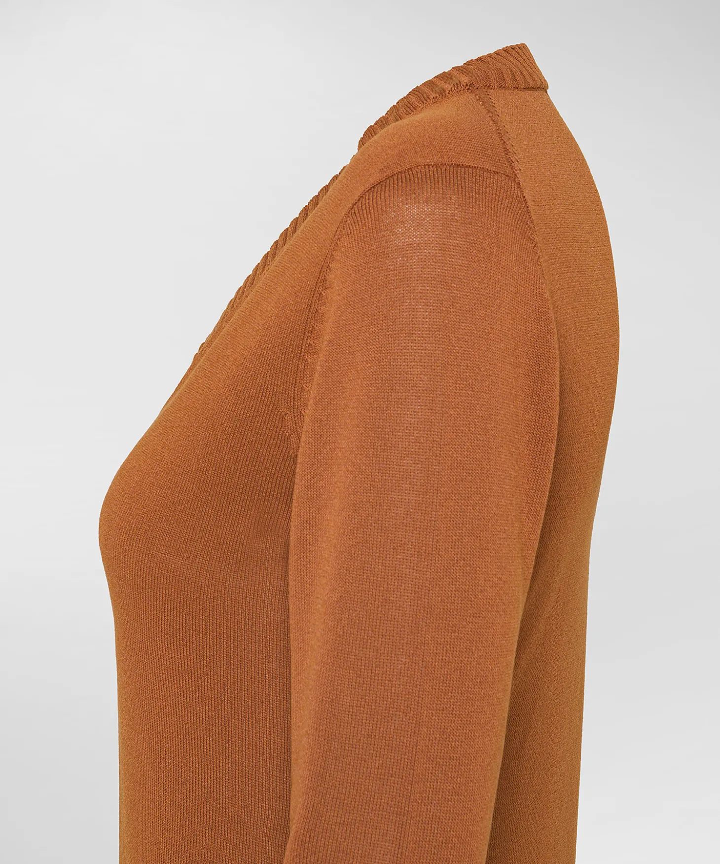 Maglia con scollo a V in tricot