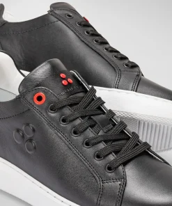 Sneaker In Pelle Con Logo Goffrato